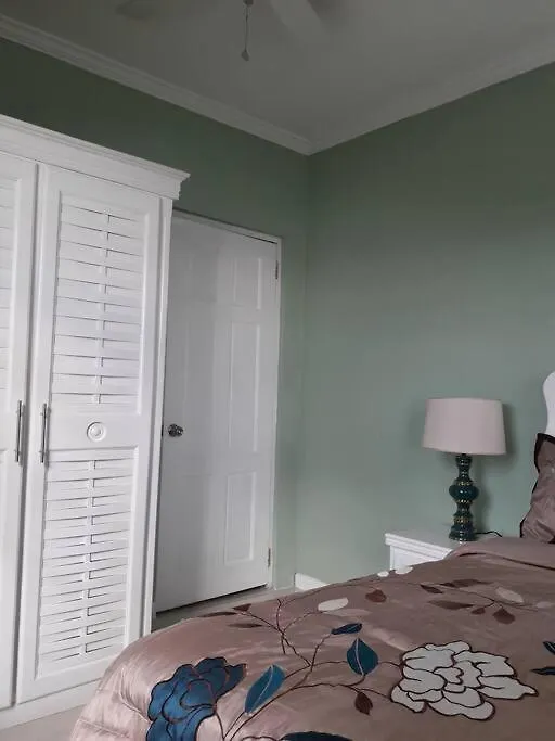 Apartment Buena Vista Вьё-Фор 0*,